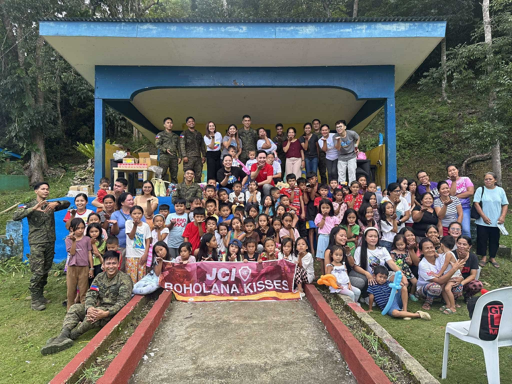 BRGY community project by JCI Boholana Kisses